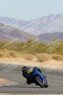 media/Mar-21-2025-CVMA Friday Practice (Fri) [[30cd4fe323]]/5-Racer 4/Session 3 (Turn 10)/